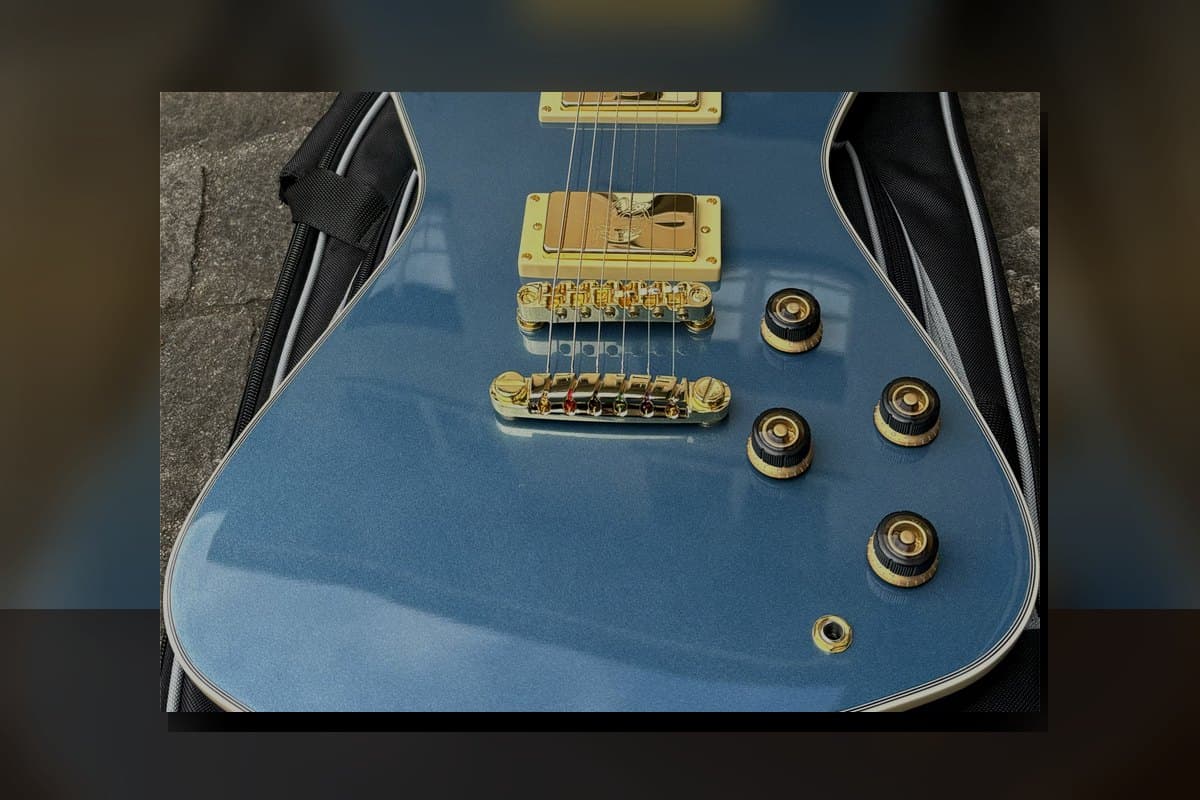 Soundbild zu Paul Gilbert: Musicalbox-Produktfoto als Kontext, kein Künstlerporträt.