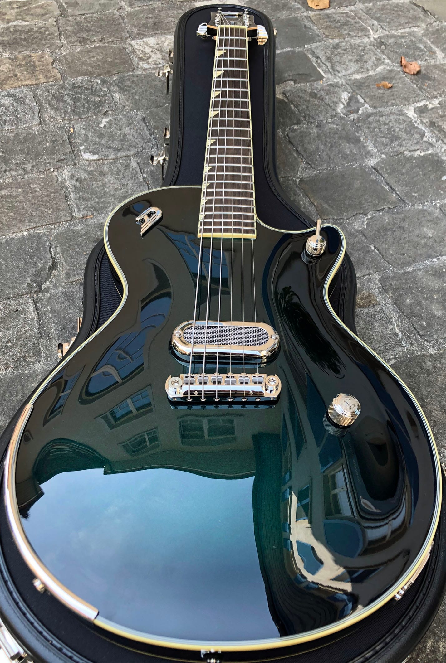 Duesenberg Alliance Jeff Da Rosa (Dropkick Murphys) — photo 2