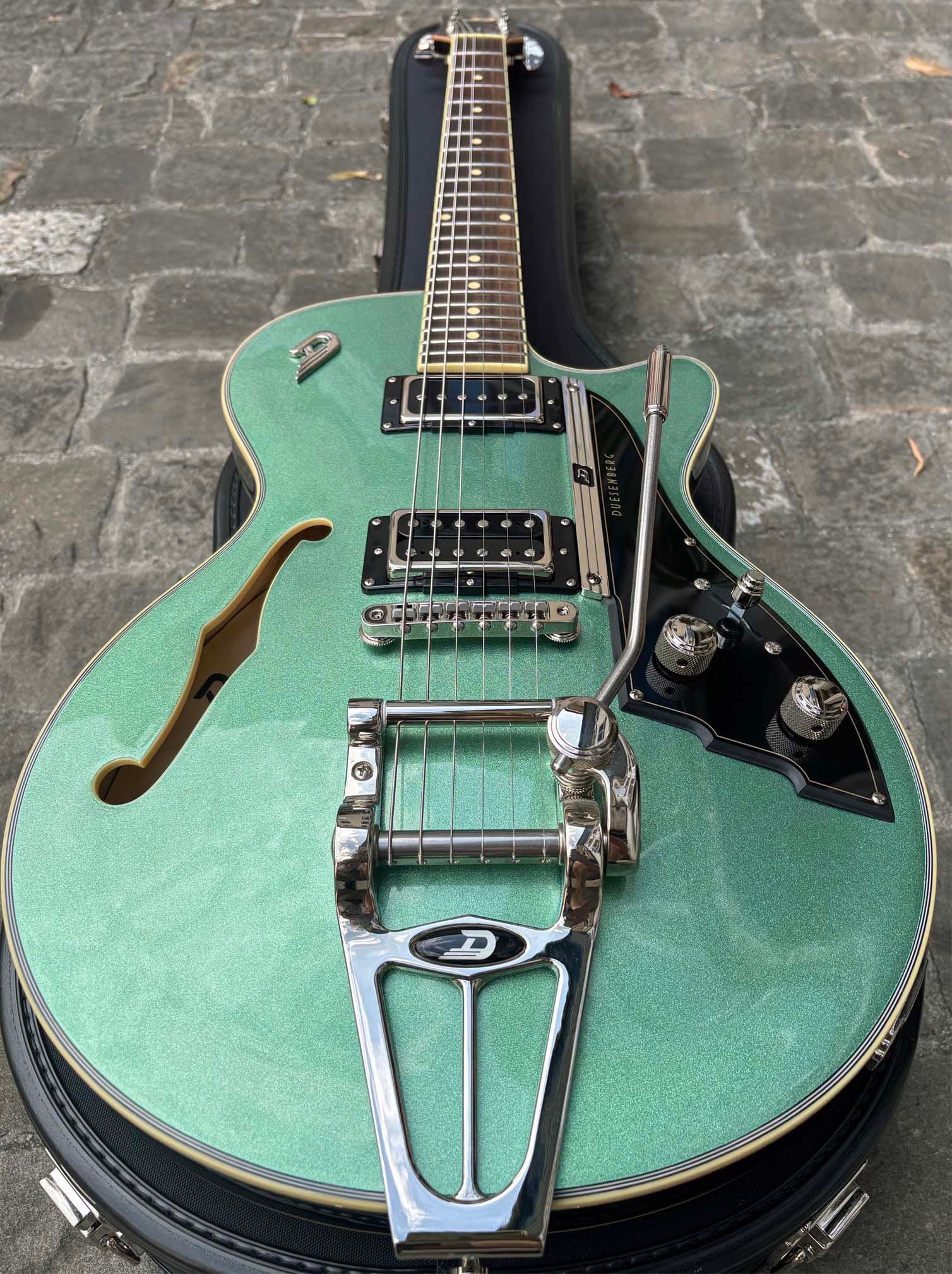 Duesenberg Starplayer TV CHG — photo 2