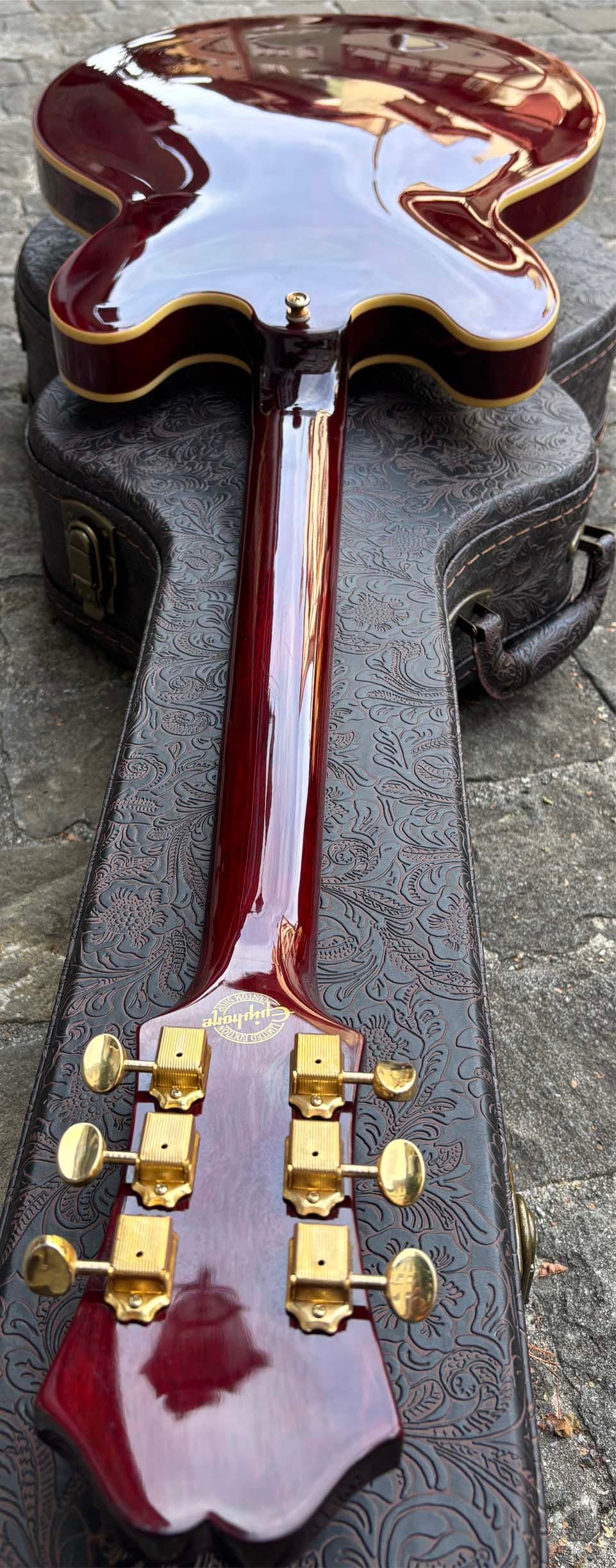Epiphone Riviera P93 Wine Red Bigsby — photo 5