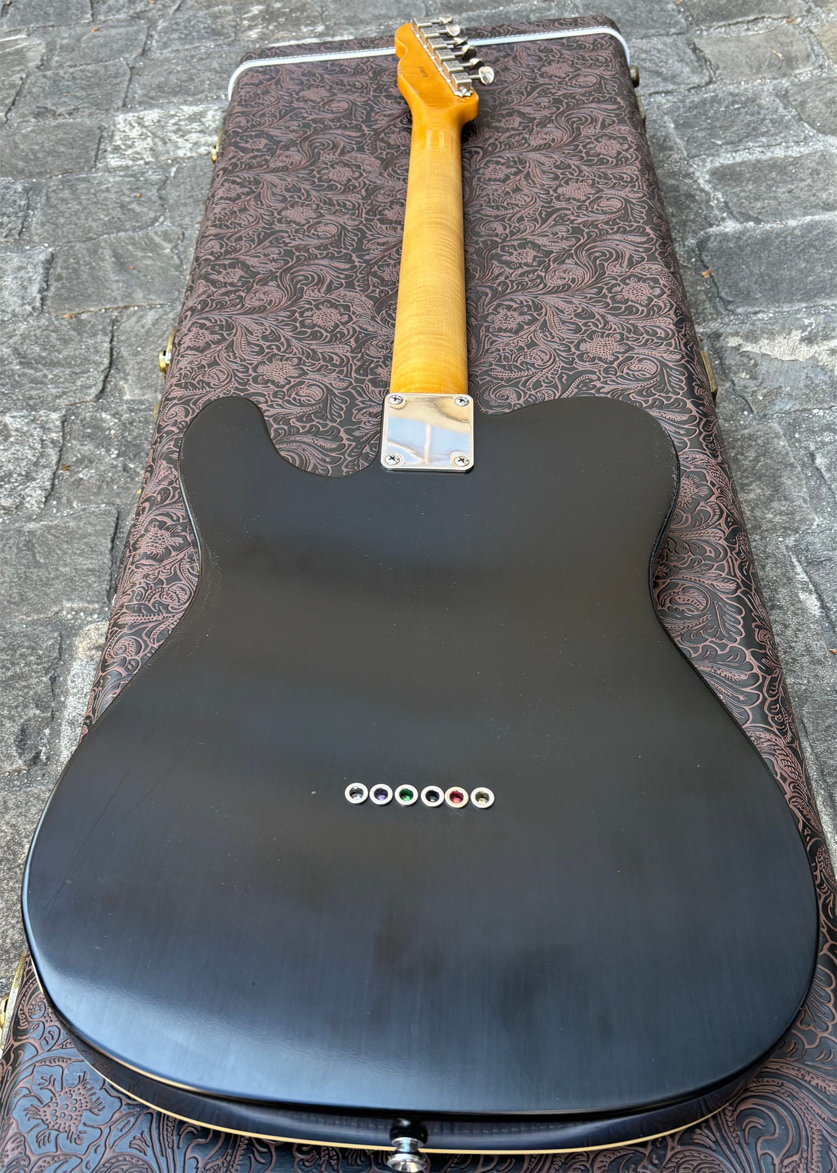 Maybach T66 Savage Rose Custom Shop