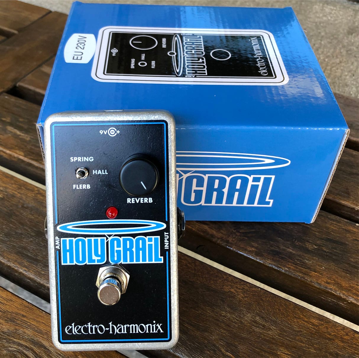 EHX Holy Grail Nano