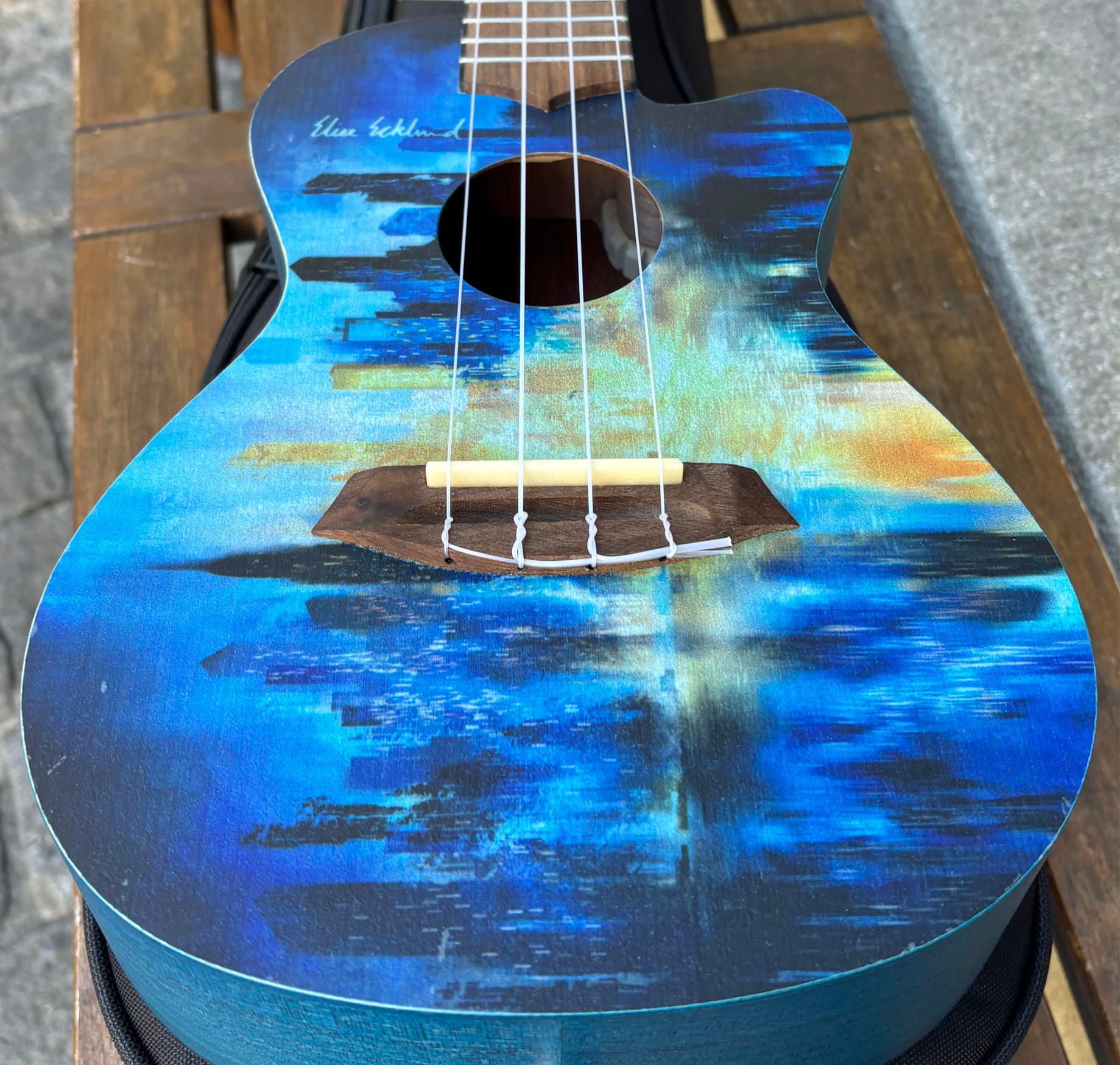 Flight Signature Ukulele Concert - Elise Ecklund