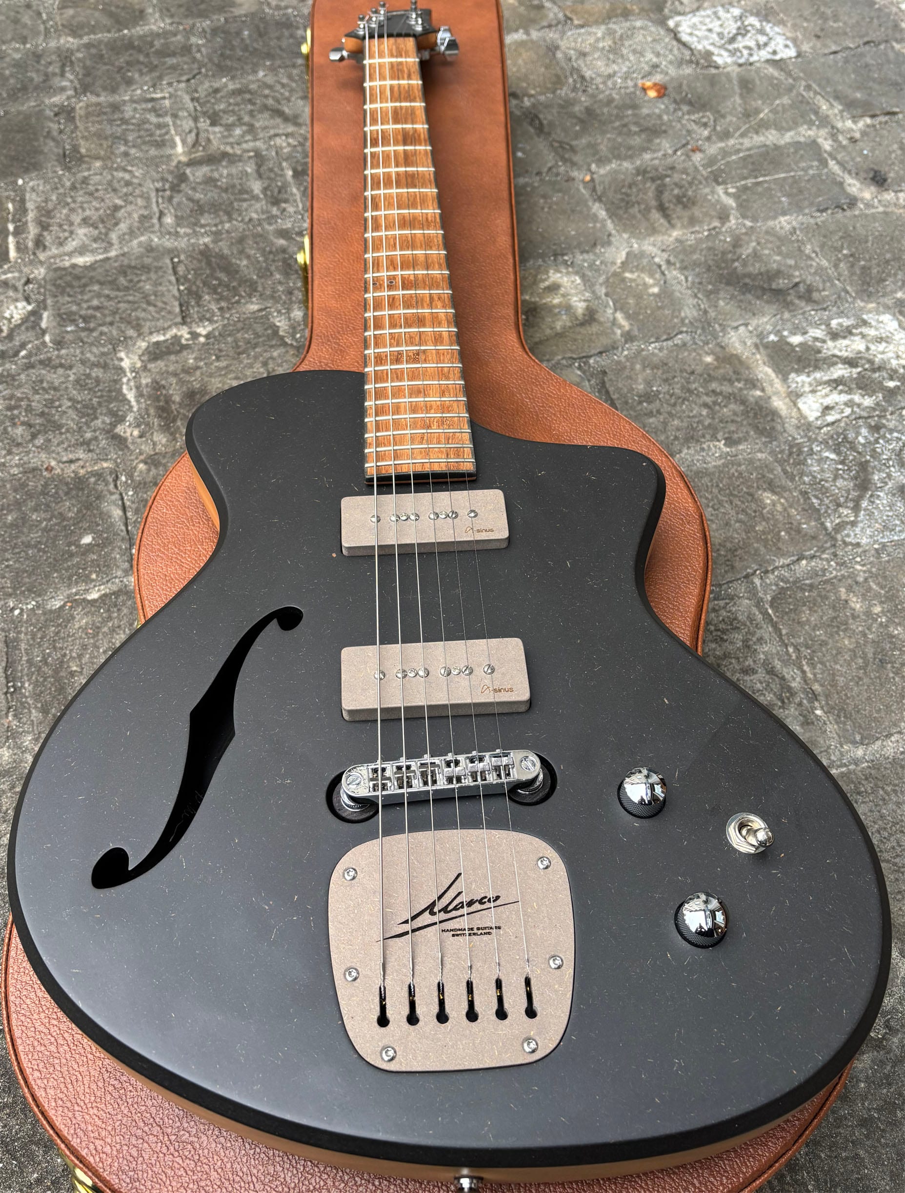 Marcoguitars TENIUS black glass — photo 2