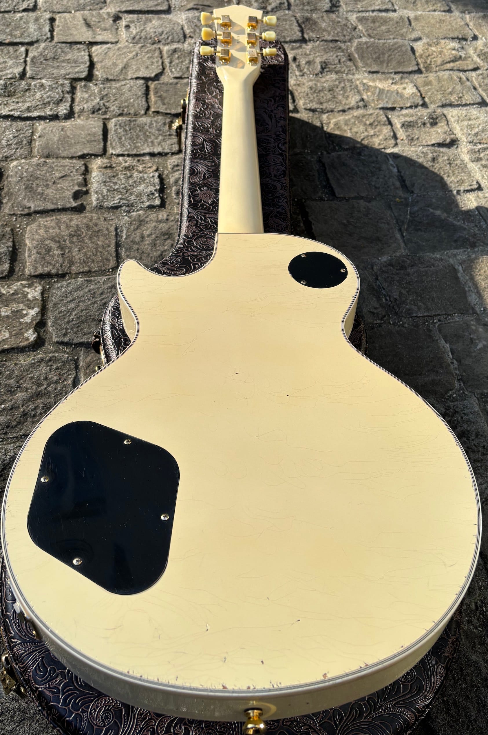 Maybach Lester 72 Custom Edelweiss Aged