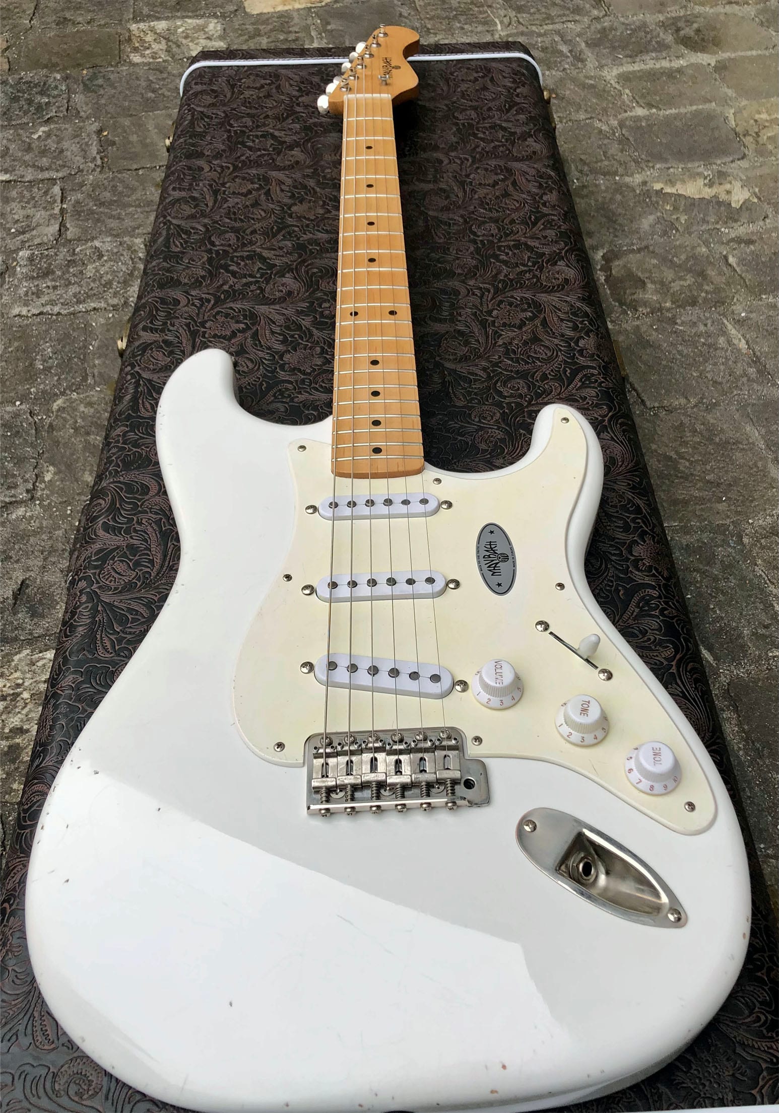 Maybach Stradovari S54 Olympic White MN Aged