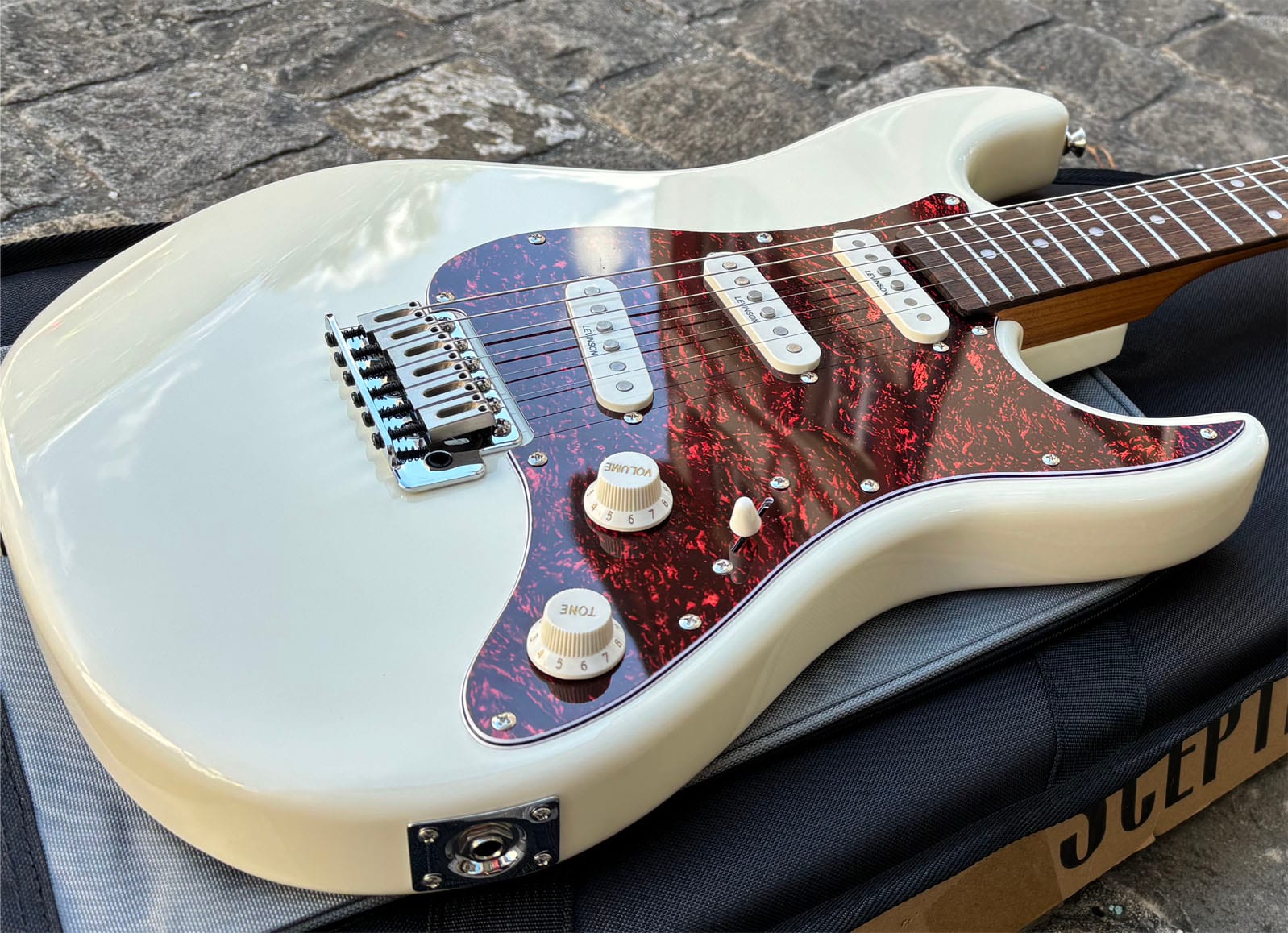 Sceptre Levinson Ventana Standard SV1 OWH