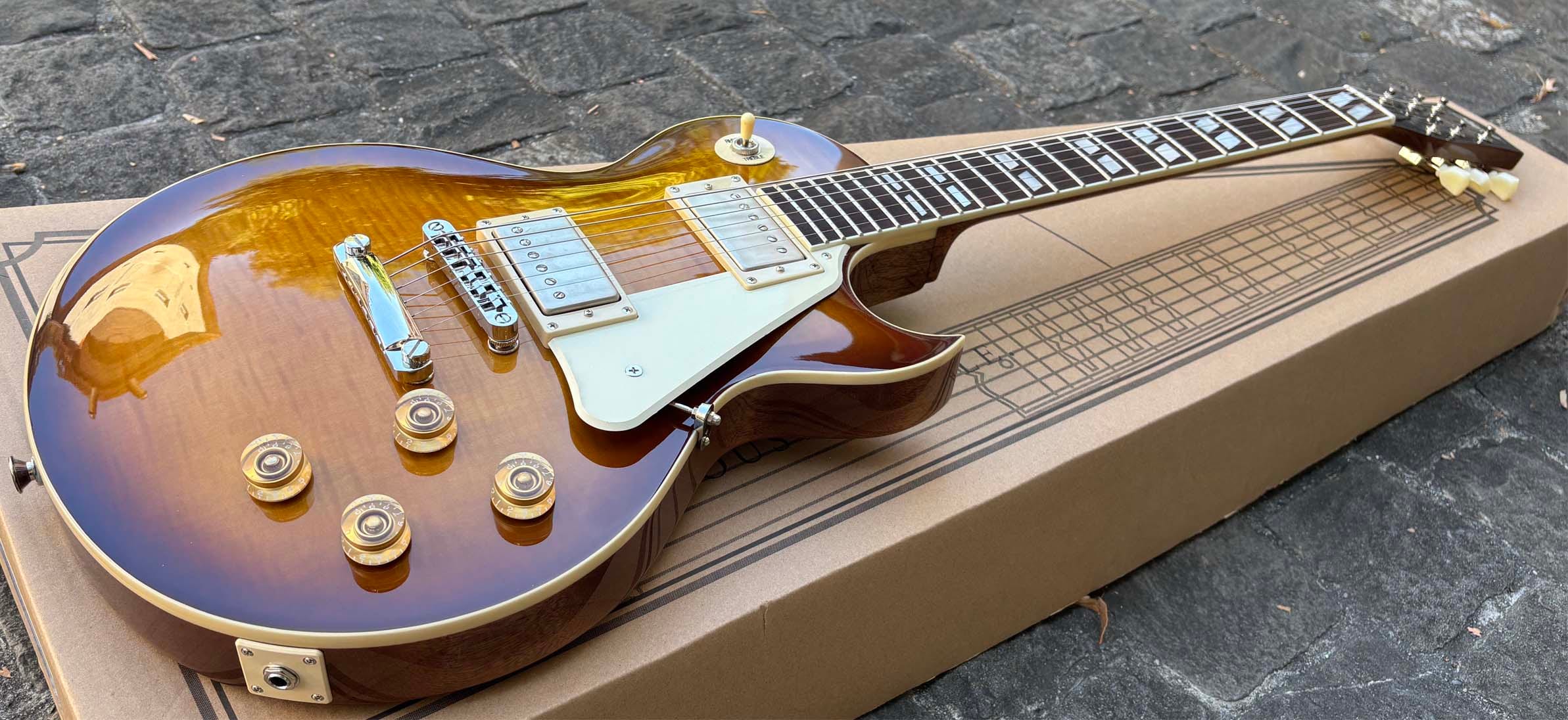 Stanford CR Fleetwood Amber Burst — photo 6