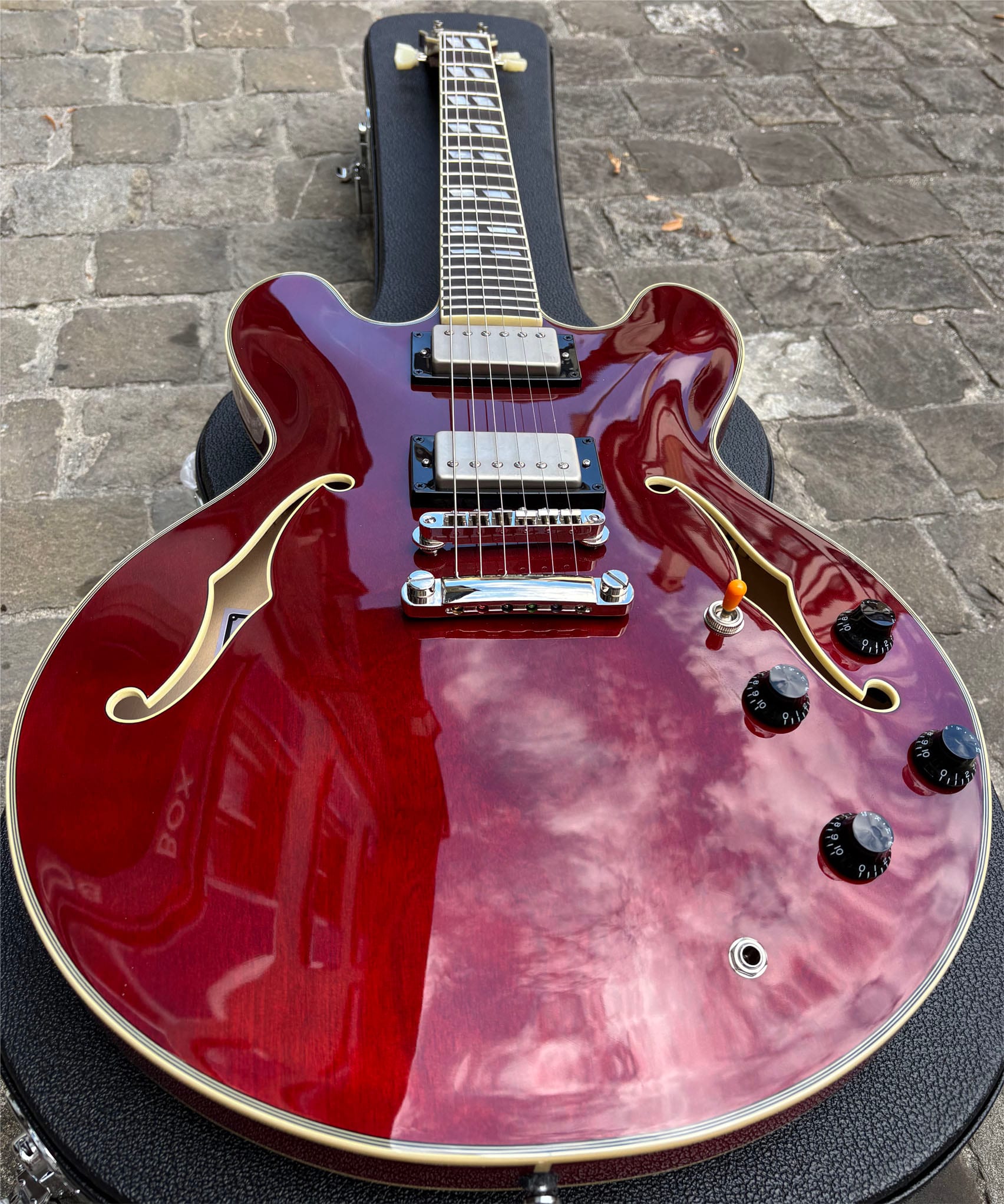 Stanford CR Thinline 35 Wild Cherry