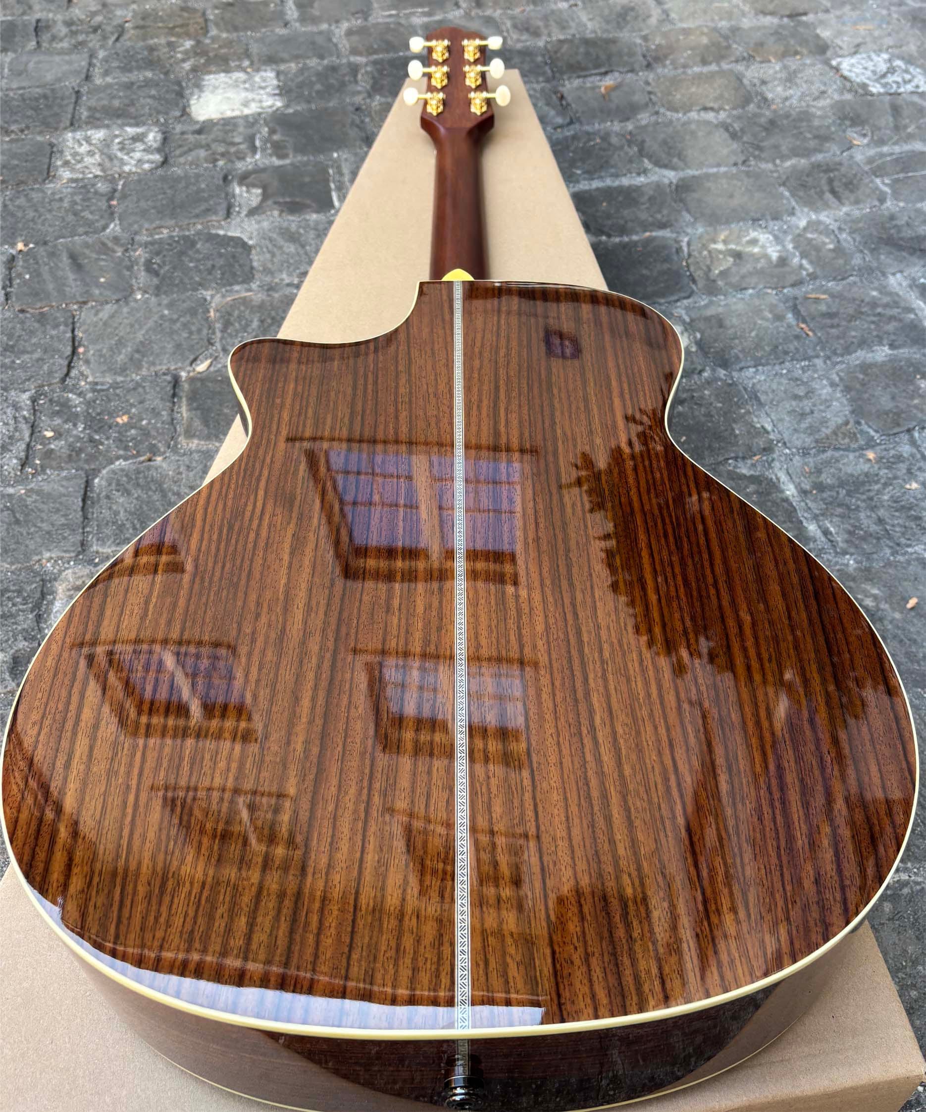 Stanford Nova 2 Sunburst CP GA ECW — photo 3