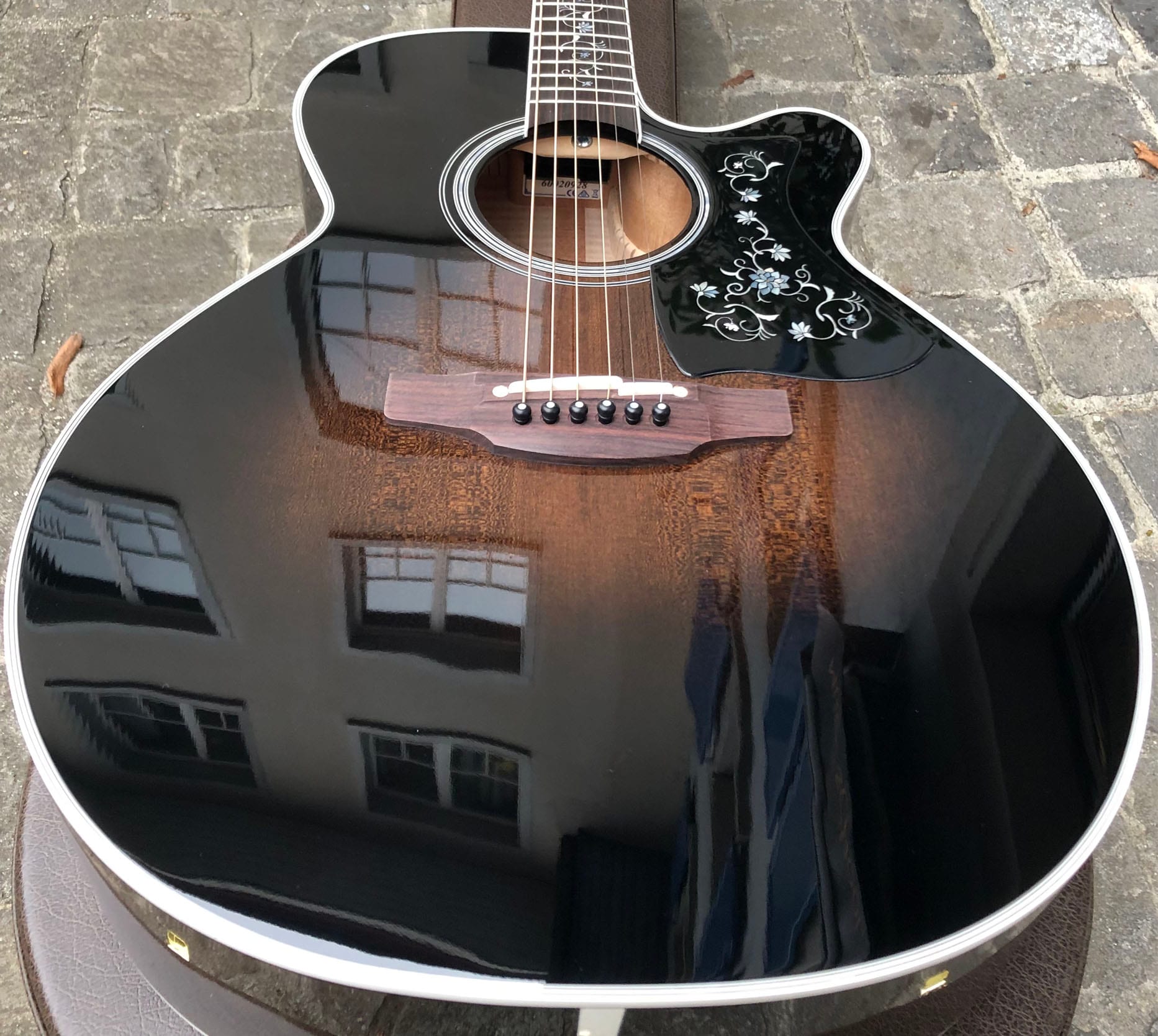 Takamine EF450C TT BB