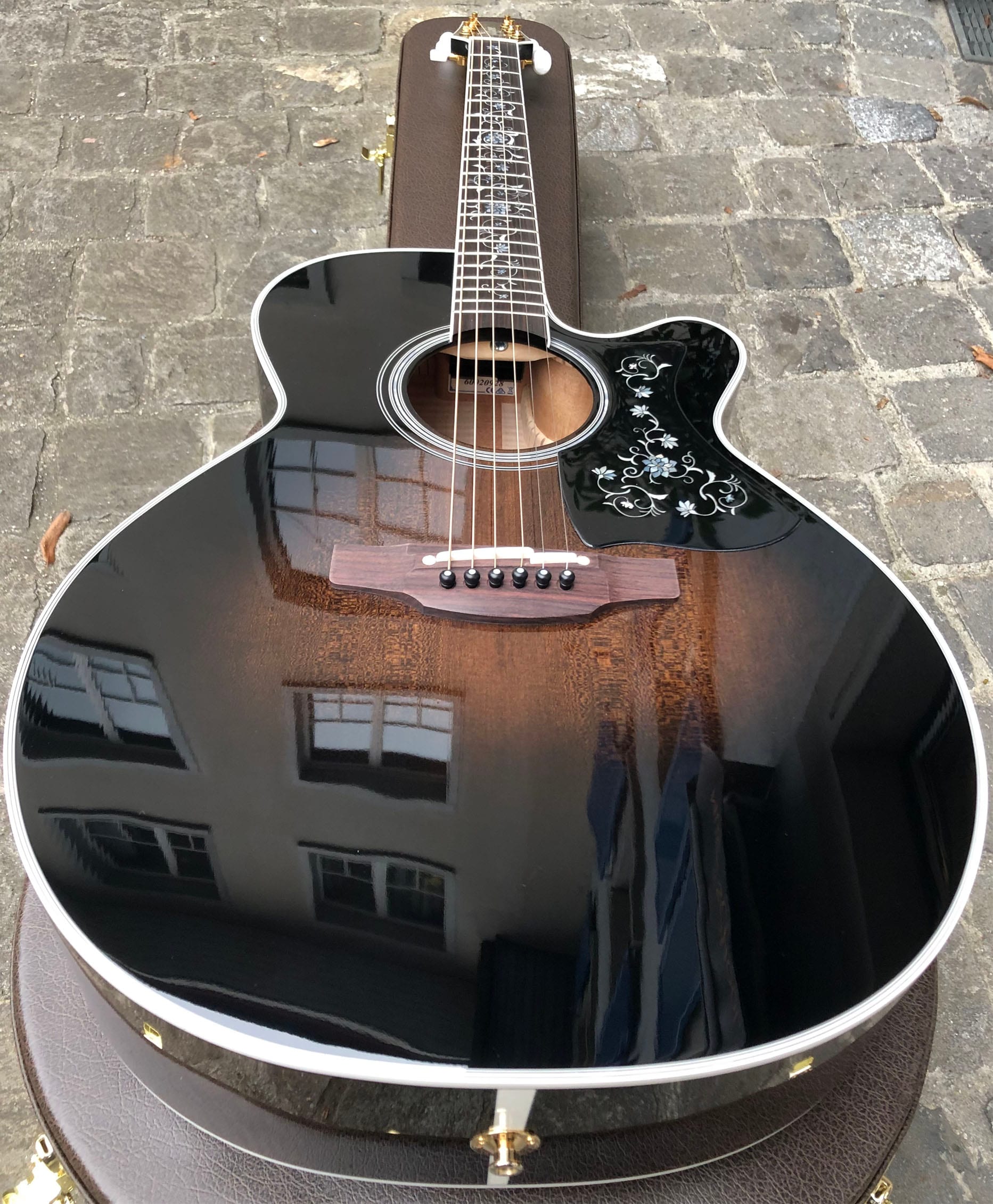 Takamine EF450C TT BB