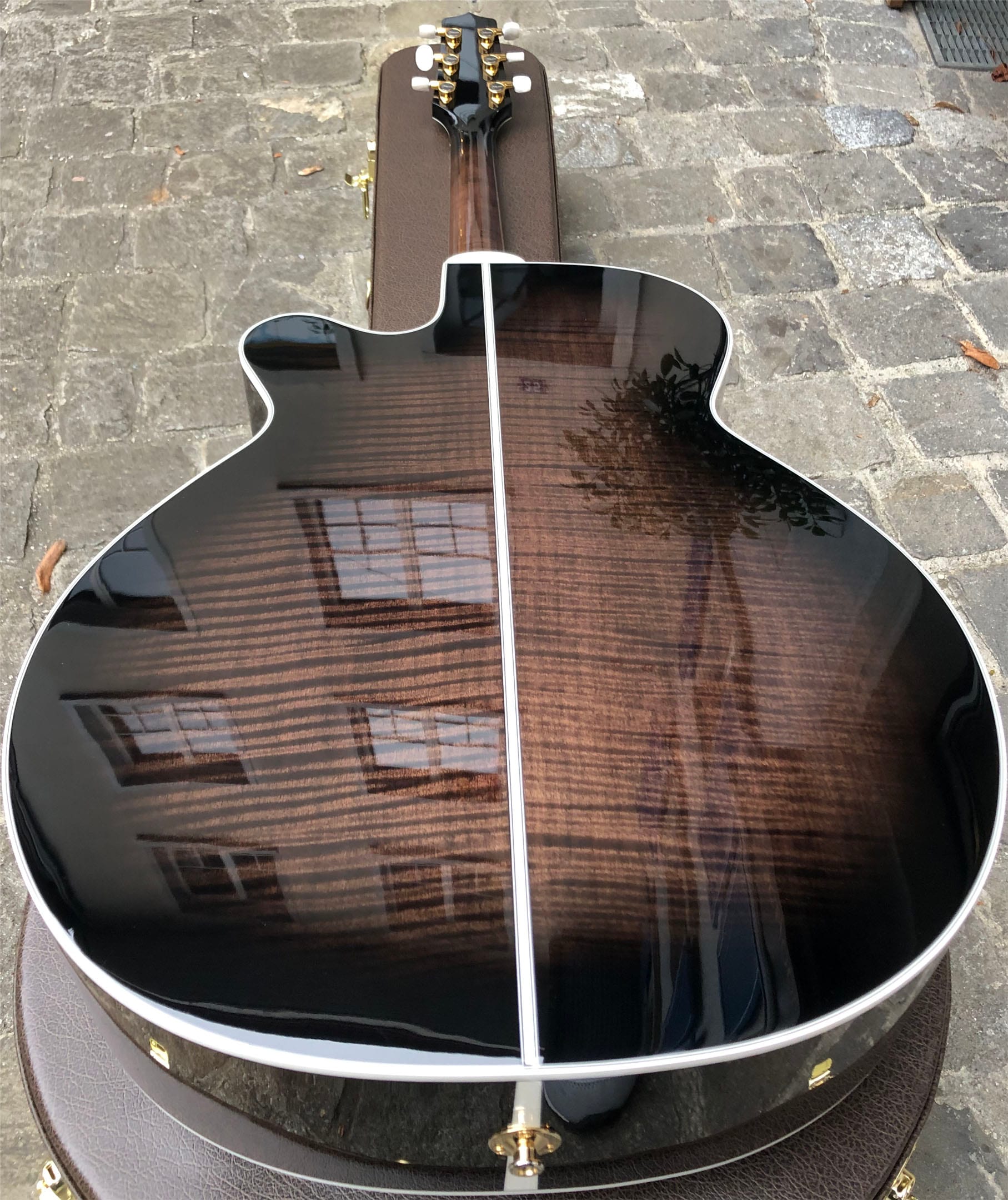 Takamine EF450C TT BB