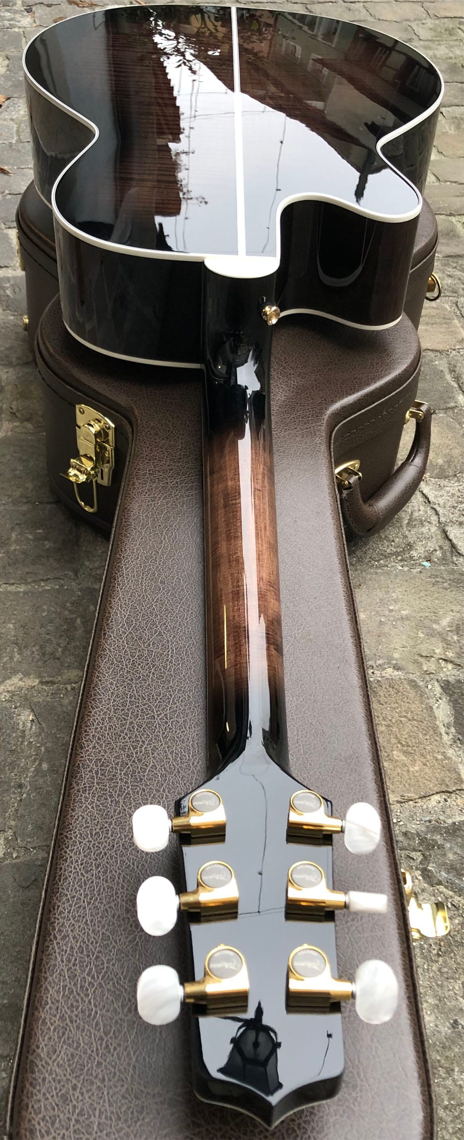 Takamine EF450C TT BB