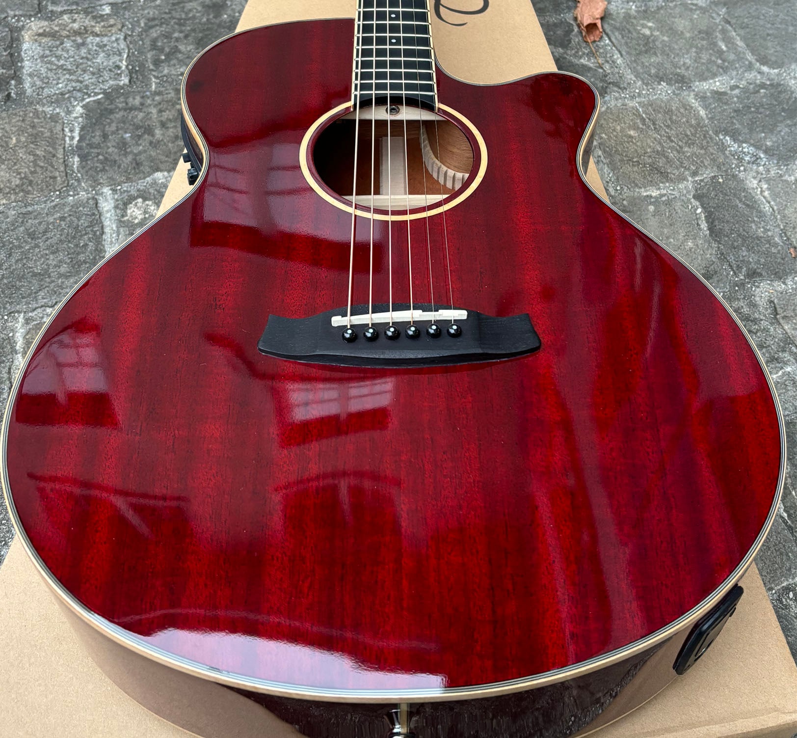 Tanglewood TW4CE-R